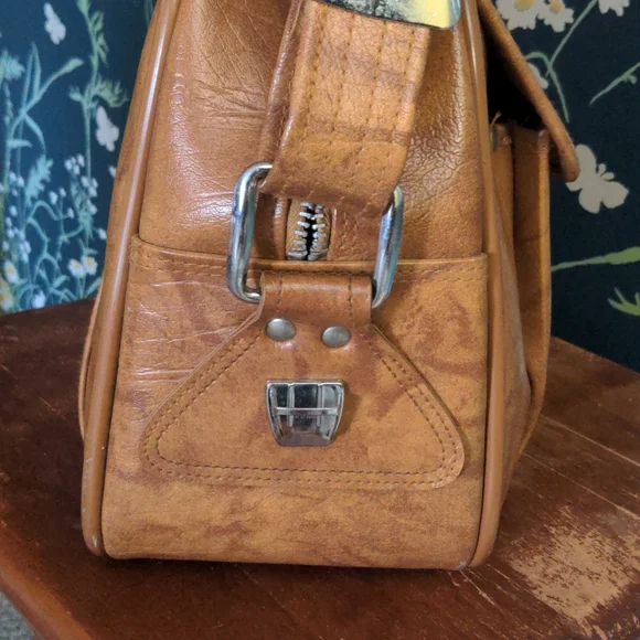 Vintage 1975 American Tourister Luggage Leather Tote - Picture 7 of 10